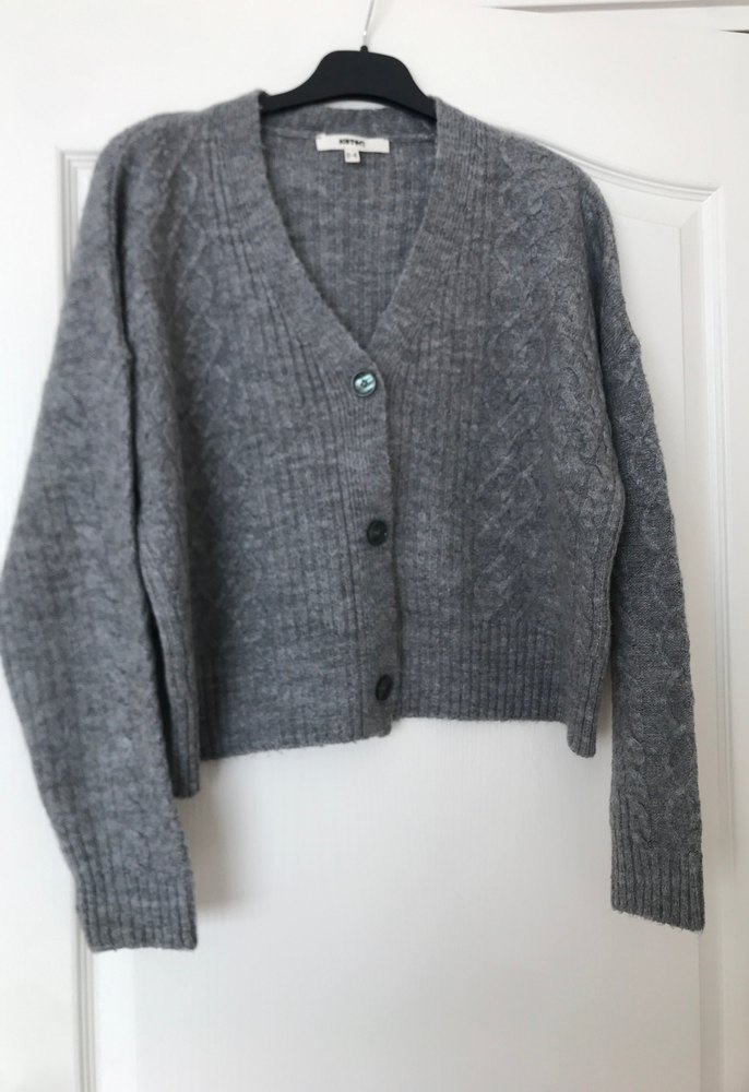 Gri Kadın Örgü Yün Hırka - Görsel 3