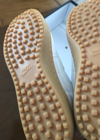 Nike Beyaz Kadın Spor Ayakkabı - Görsel 6