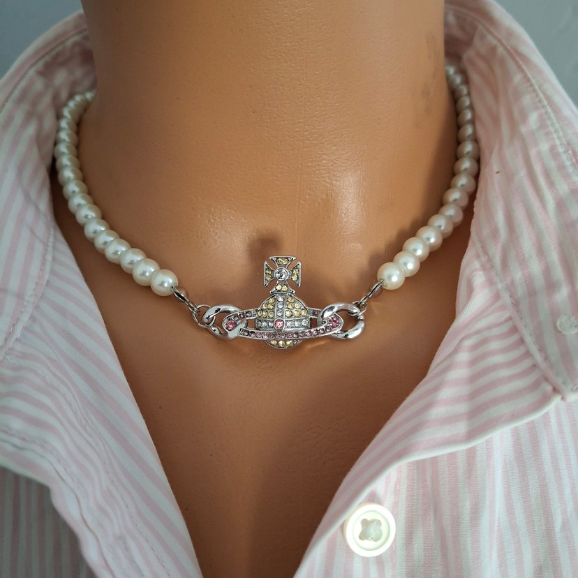 VİVİENNE WESTWOOD İNCİLİ SATÜRN KOLYE - Görsel 3