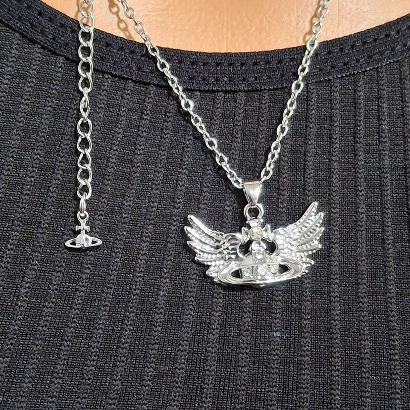 Vivienne Westwood Çelik kanatlı satürn kolye - Görsel 2