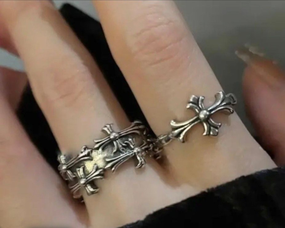 Chrome Hearts Haç yüzükler - Görsel 2