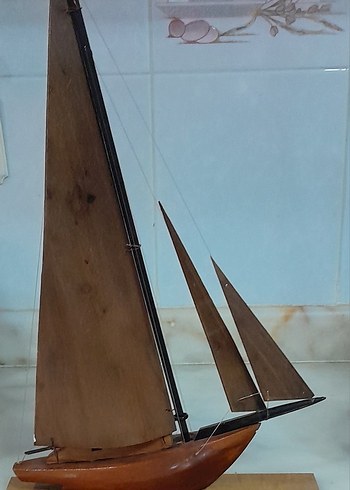 Kahverengi Ahşap Yelkenli Figür - Görsel 2