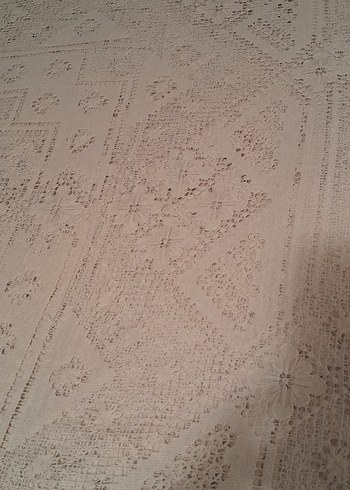 Bej Dantel Yatak Örtüsü - Görsel 3