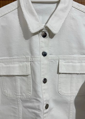 Kadın Beyaz Düğmeli Kot Ceket - Görsel 2