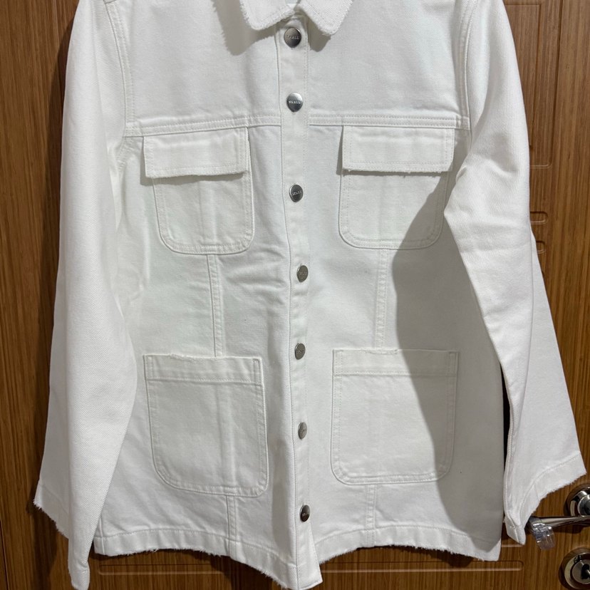 Kadın Beyaz Düğmeli Kot Ceket - Görsel 3