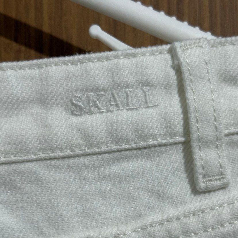 Düğmeli Beyaz Etek - Görsel 4