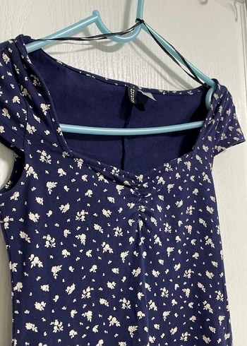 H&M V Yaka Kısa Kollu Mini Elbise