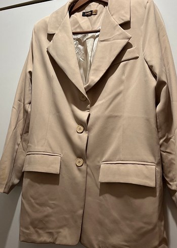 Bej Düğmeli Midi Kadın Blazer Ceket