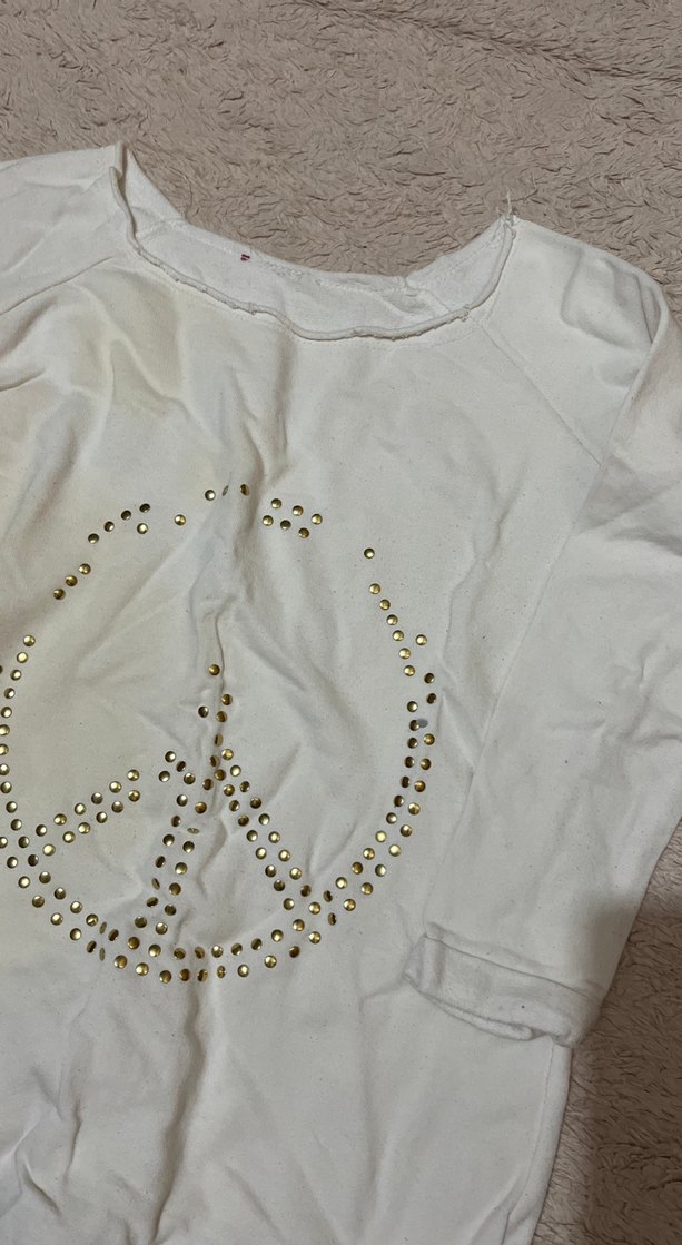 Pul Detaylı Beyaz Uzun Kollu Kadın Tişört - Görsel 3