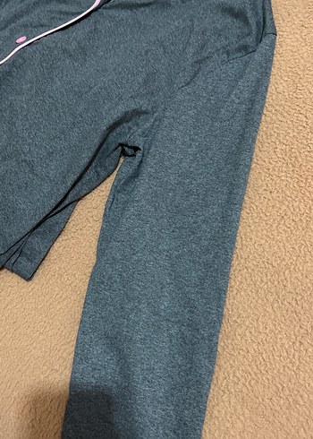 Düğmeli Gri kadın pijama - Görsel 2