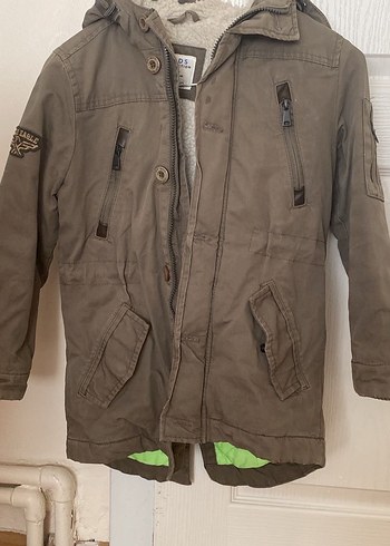 Erkek Çocuk mont 6-7 yaş