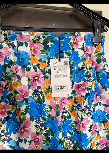 Zara Renkli Çiçek Desenli Rahat Kesim Kadın Pantolon