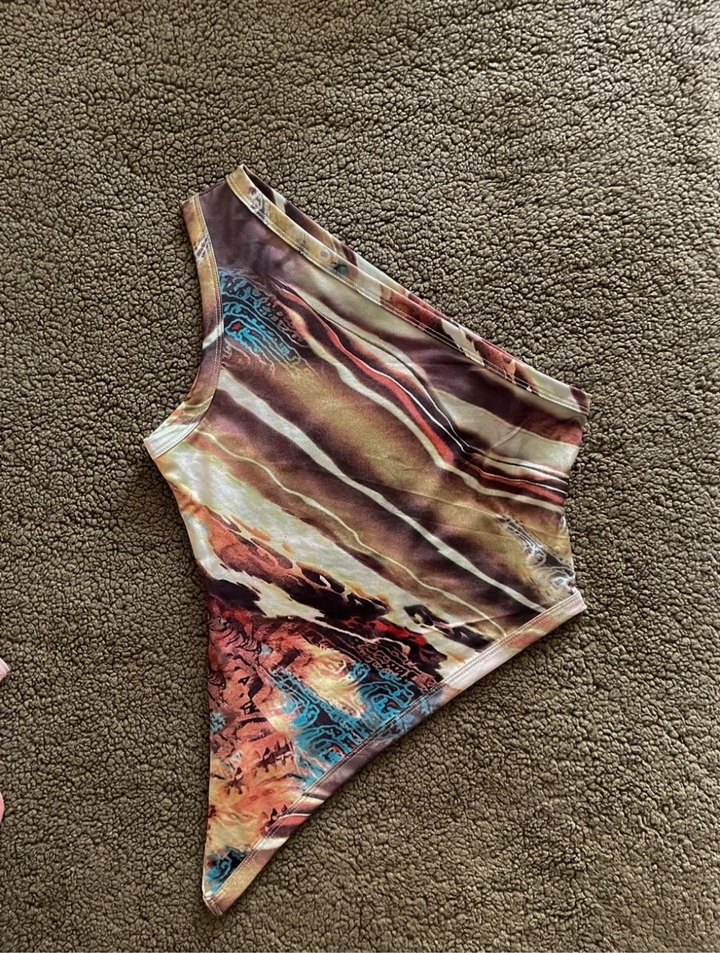 Y2k Asimetrik desenli bohem bluz - Görsel 2