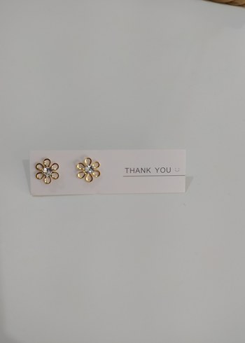  Beden Altın Renkli Minimalist Çiçek Küpeler