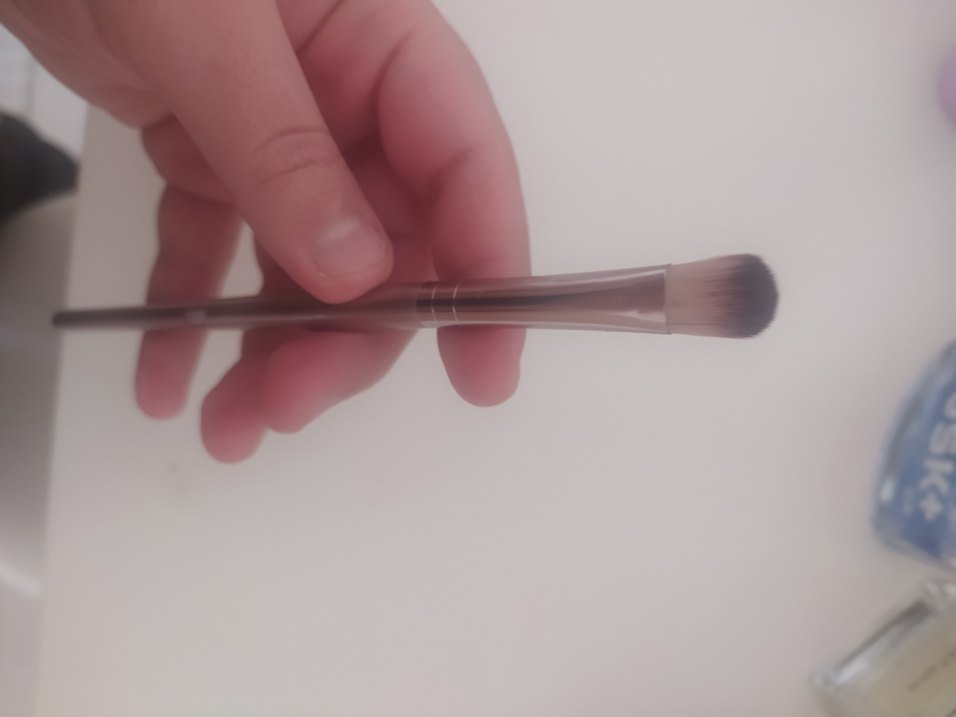 Bej Gri Makyaj Fırçası - Görsel 2