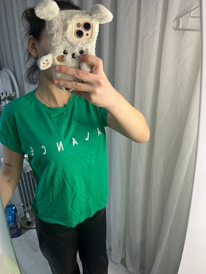 Yeşil Baskılı Kadın Tişörtü - Görsel 2