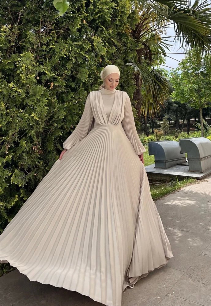 Bej Uzun Kol Drapeli Bohem Tesettür Abiye - Görsel 4