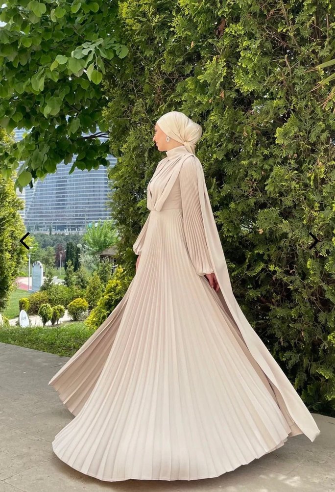 Bej Uzun Kol Drapeli Bohem Tesettür Abiye - Görsel 2