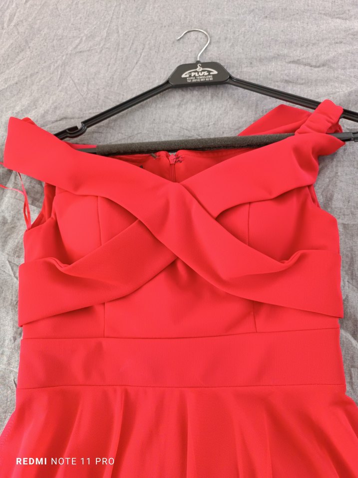 Kırmızı Drapeli Uzun Abiye Elbise - Görsel 2