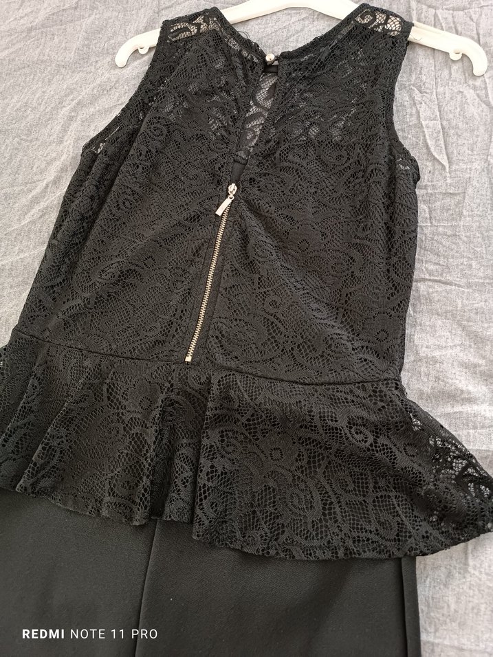 Siyah Mini Kolsuz Fırfırlı Elbise - Görsel 2