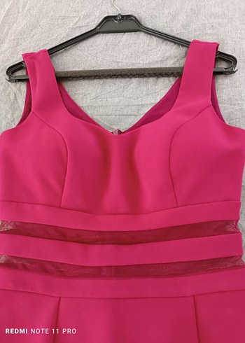 Pembe V Yakalı Midi Abiye Elbise - Görsel 2