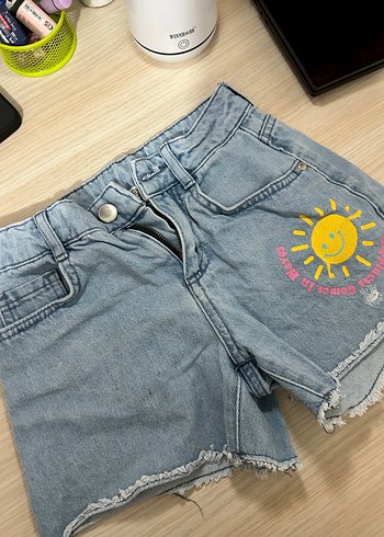 Güneş Desenli Mavi Denim Kız Çocuk Şort