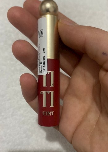 Parlak Kırmızı Dudak Parlatıcısı - Görsel 2