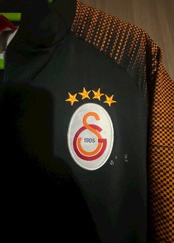 Galatasaray Baskılı Uzun Kollu Hoodie - Görsel 8