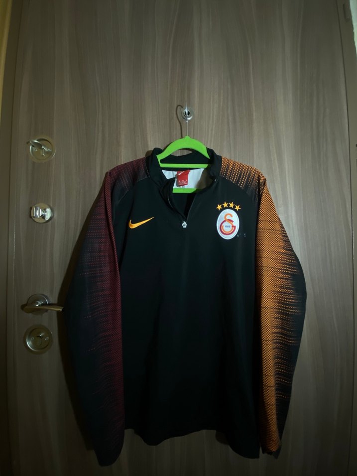 Galatasaray Baskılı Uzun Kollu Hoodie - Görsel 4