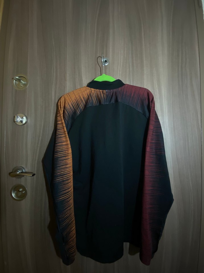 Galatasaray Baskılı Uzun Kollu Hoodie - Görsel 5