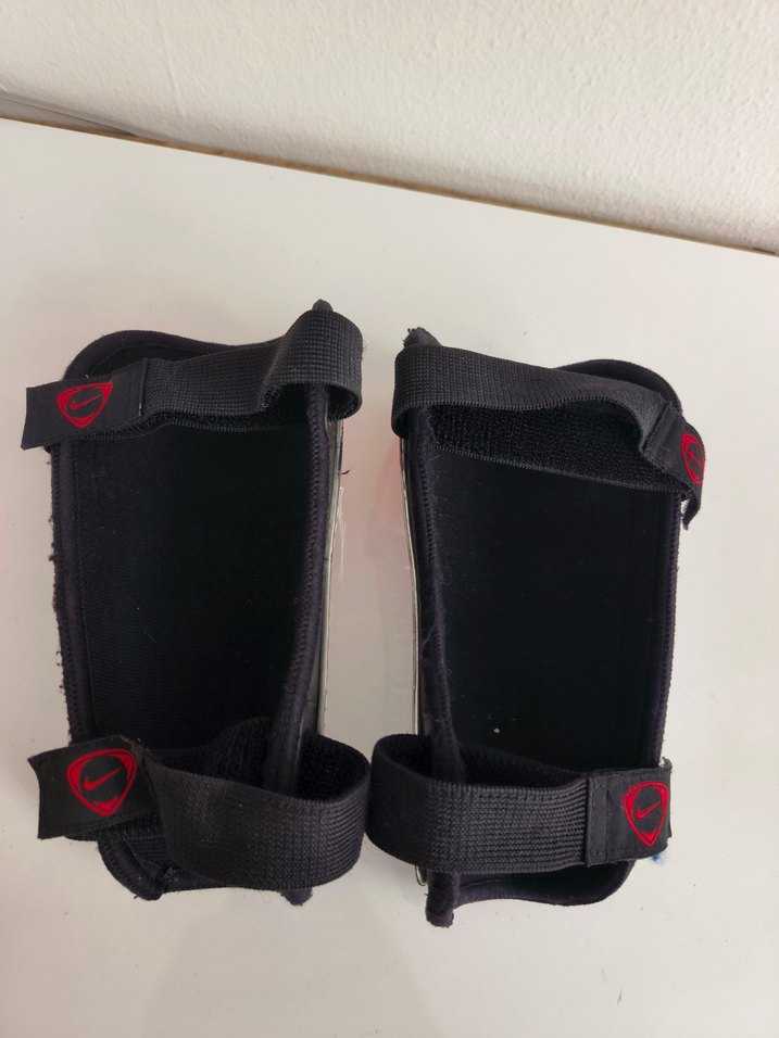 Nike orjinal dizlik futbol tekmelik - Görsel 3