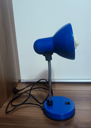 Beden Mavi Masa Lambası
