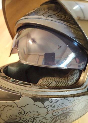 Gri Baskılı Motosiklet Kaskı - Görsel 5