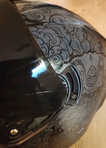 Gri Baskılı Motosiklet Kaskı - Görsel 4