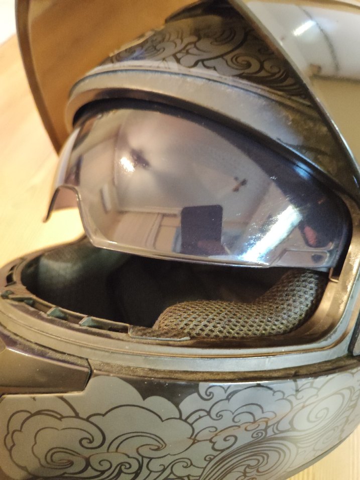 Gri Baskılı Motosiklet Kaskı - Görsel 5