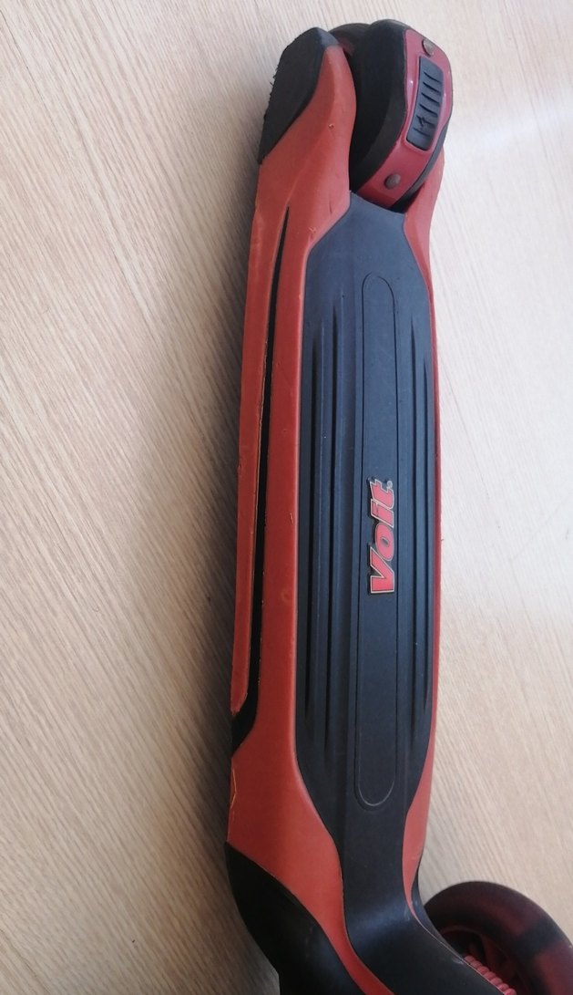 Kırmızı Siyah Çocuk Scooter'ı - Görsel 3