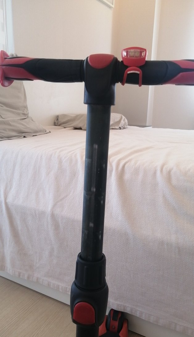 Kırmızı Siyah Çocuk Scooter'ı - Görsel 5