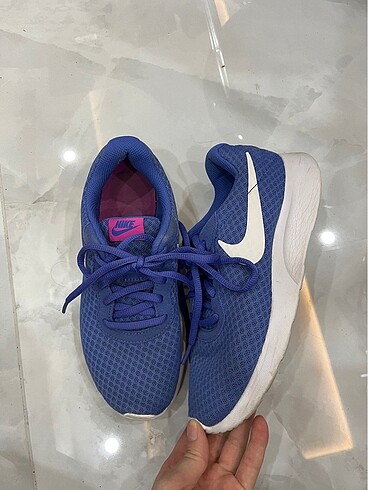 Nike spor ayakkabı