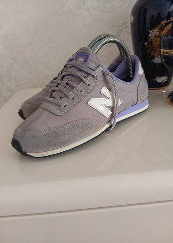 New Balance ürünü
