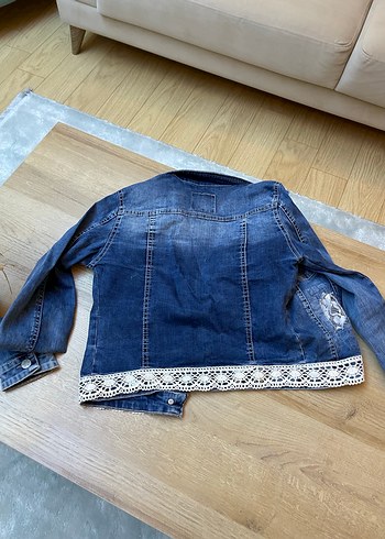 Dantel Detaylı Koyu Mavi Kadın Kot Ceket - Görsel 7