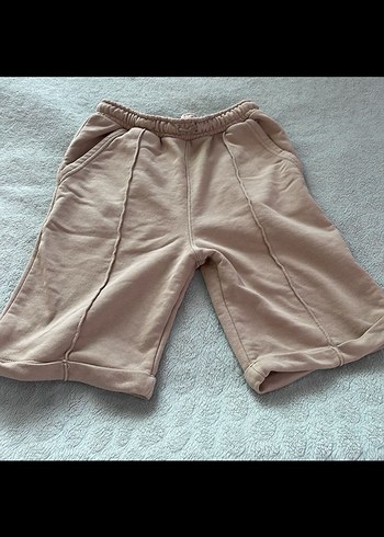 Bej Mini Rahat Kesim şort ve basic tişört - Görsel 4