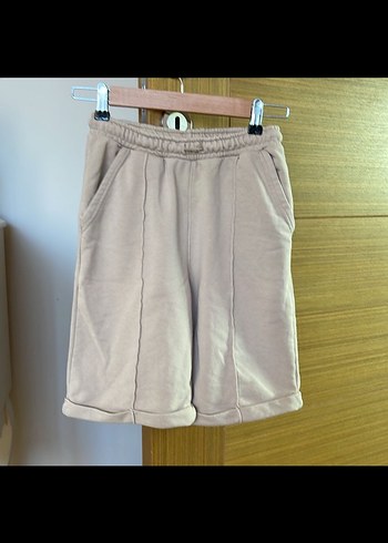 Bej Mini Rahat Kesim şort ve basic tişört - Görsel 3