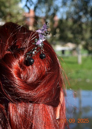 Mor Zincir Detaylı Gotik Saç Tokası