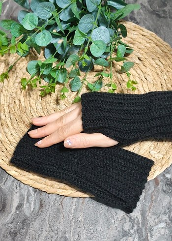 Siyah Örgü Kadın Eldiveni - Görsel 2