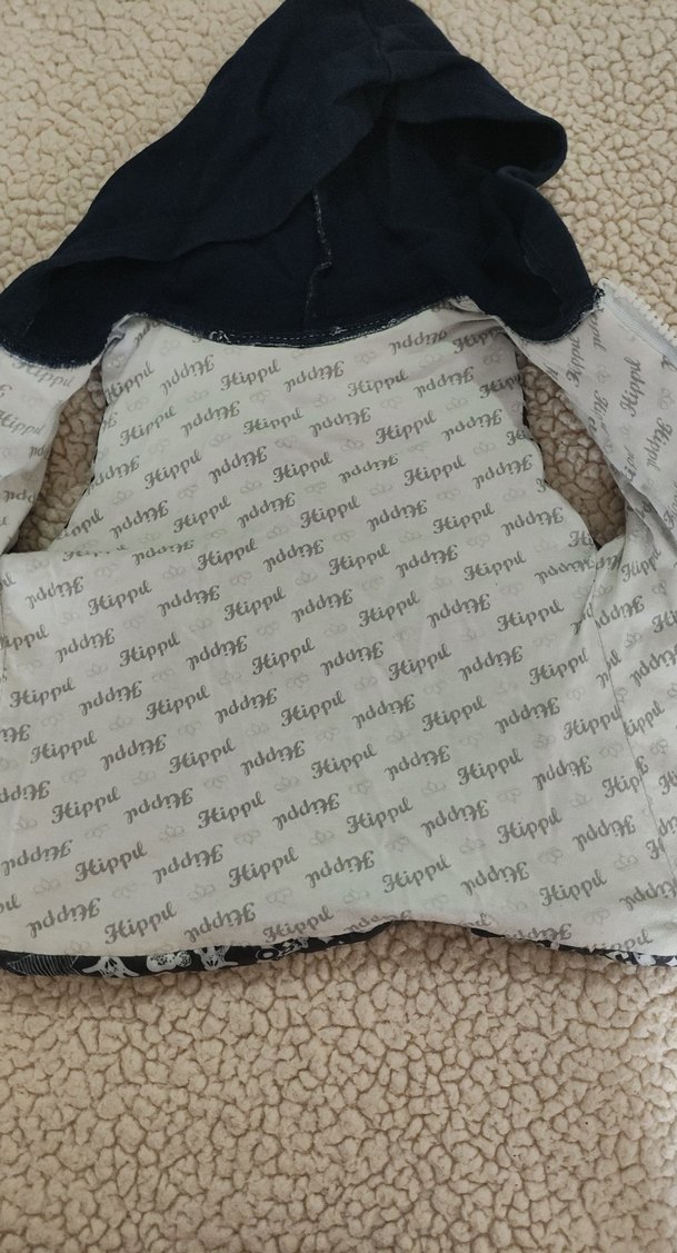 Erkek Çocuk Kapüşonlu Desenli Yelek - Görsel 2