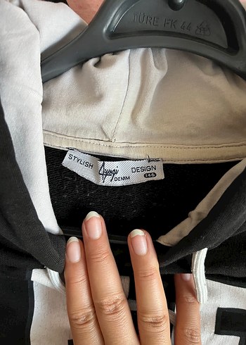 m Beden siyah Renk Kapüşonlu Sweatshirt