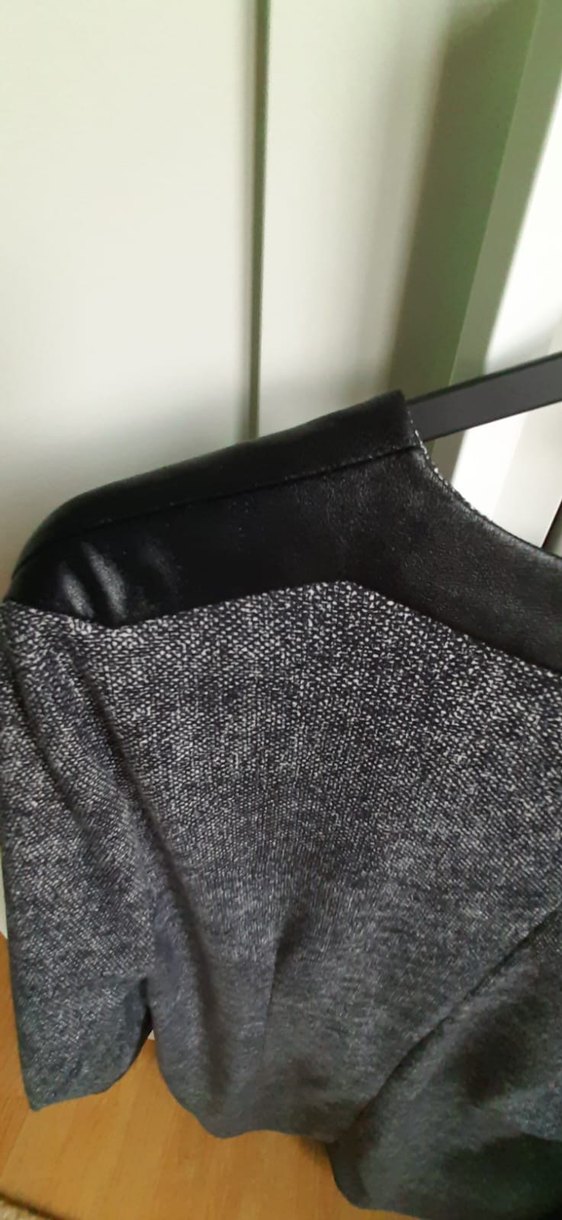 Henry Marka Gri V Yakalı Midi Rahat Kesim Elbise - Görsel 5