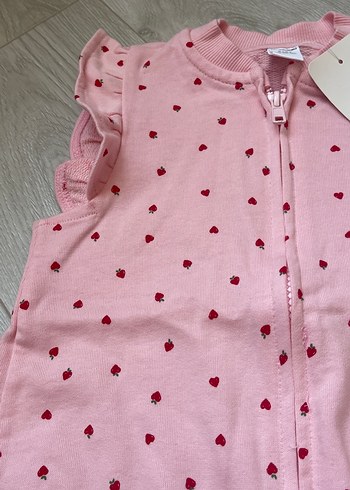LC Waikiki Kız Çocuk Pembe Kalp Baskılı Fermuarlı Yelek