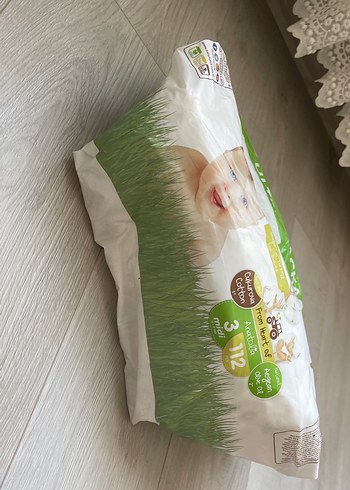 HelloBaby Baby Turco Bebek Bezi Midi 3 Numara içerisinde 18adet vardır
