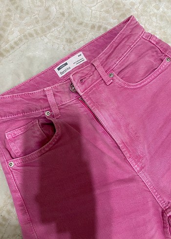 32 Beden pembe Renk Düğmeli Pembe Kadın Jean Pantolon bershka